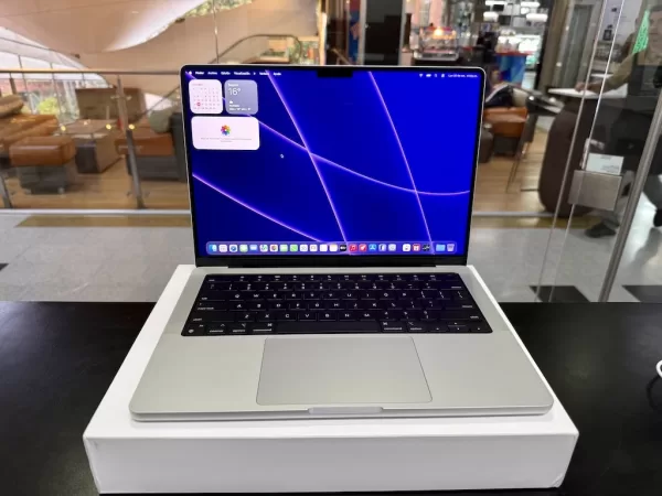 MacBook Pro 14" M1 Pro 8 CPU | 14 GPU 16GB 512GB Silver